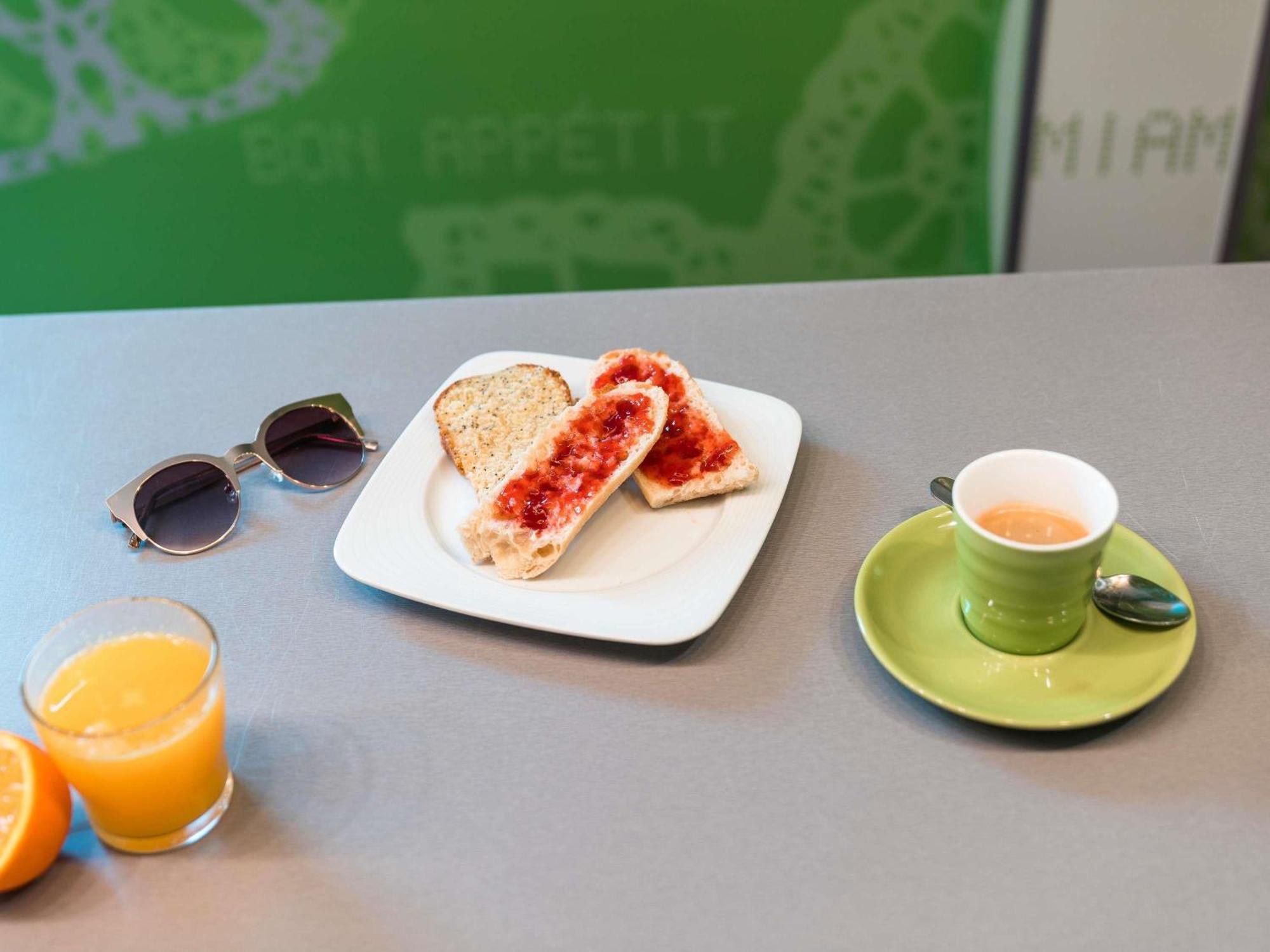 Ibis Styles Bethune Bruay La Buissiere Exterior foto